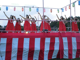 フラダンス 女性陣の登場