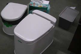 簡易トイレの展示